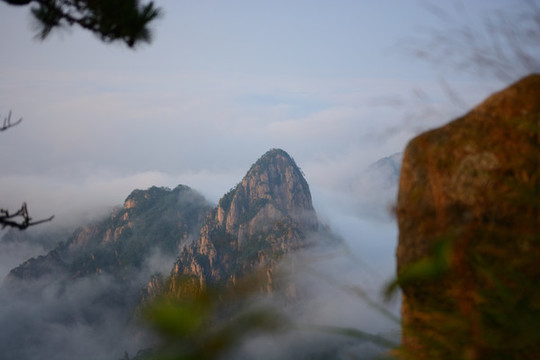 黃山奇峰