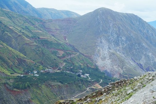 云南山村
