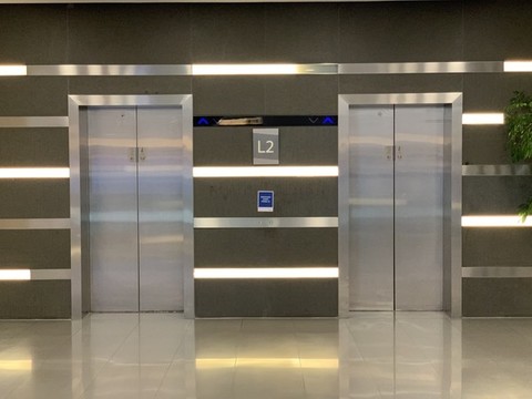 箱式電梯
