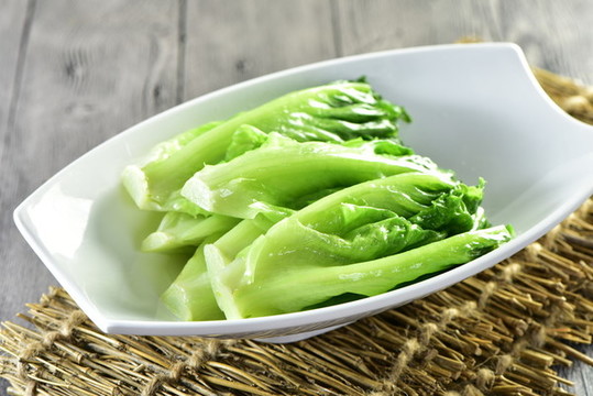 白灼生菜