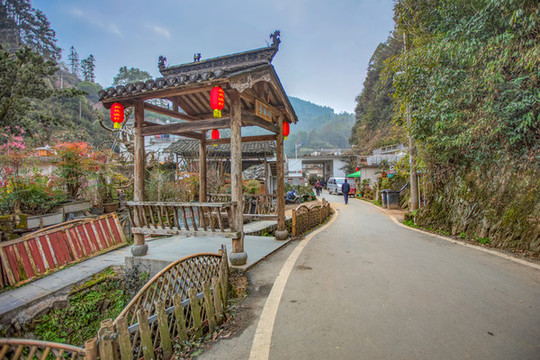 賣花漁村積善亭