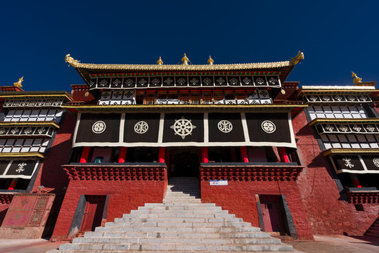 強(qiáng)巴林寺