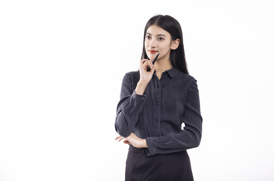 穿著黑色短裙的商務(wù)女性