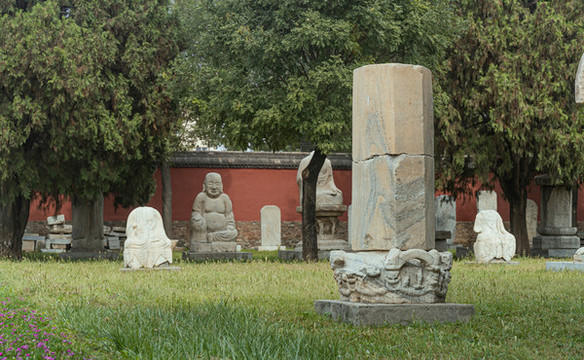 曲陽(yáng)隋朝北岳廟飛石遺址