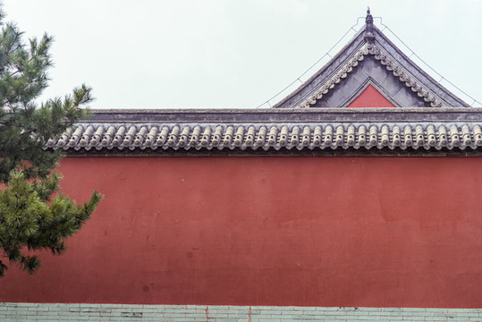 古代紅色墻面建筑特寫