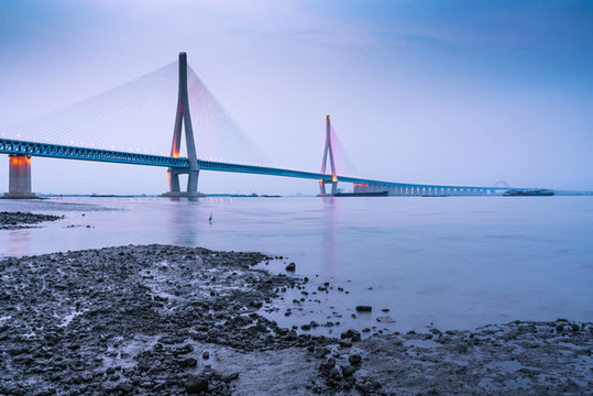 滬蘇通長江大橋