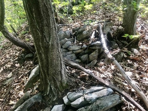 紅石腰嶺子古城墻遺址