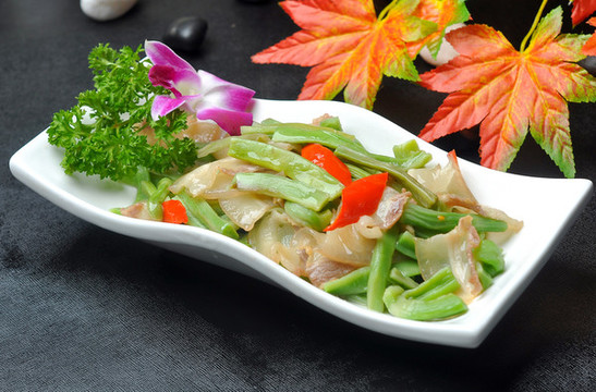 咸肉炒貢菜