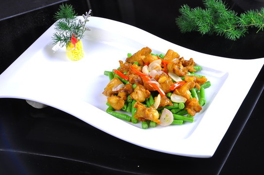 雞脆骨炒豆角