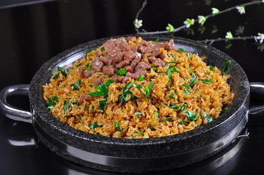 石鍋牛肉飯
