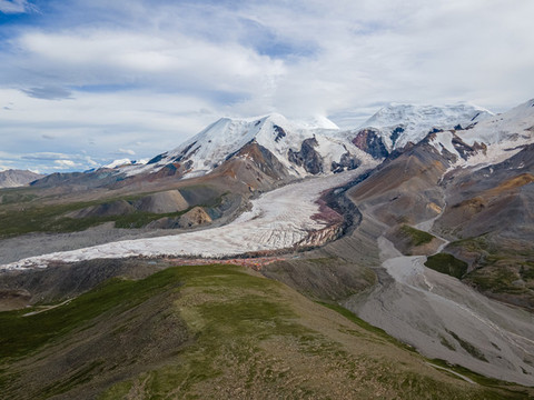 青海阿尼瑪卿雪山冰川航拍