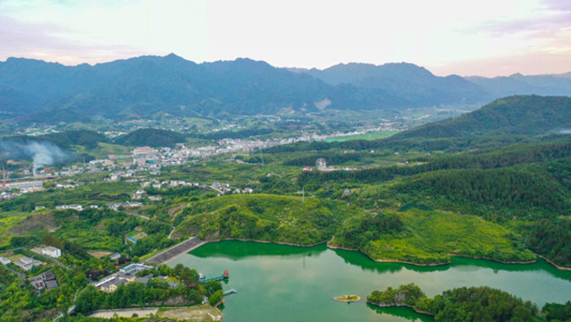 龍湖水庫(kù)