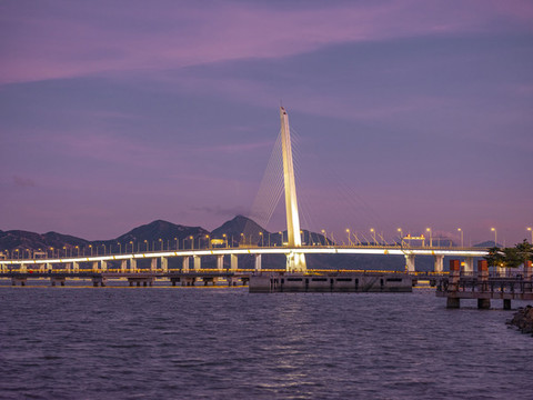 深圳灣大橋