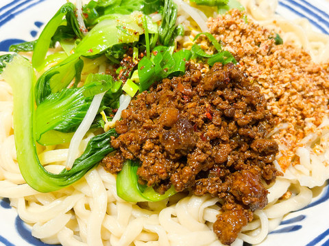 一碗油潑炸醬面
