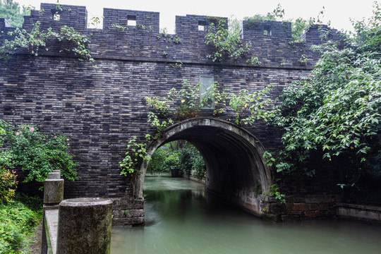 杭州鳳山水城門