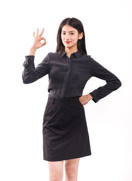穿著黑色短裙的商務(wù)女性