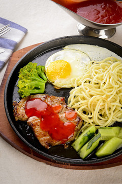 鐵板牛排