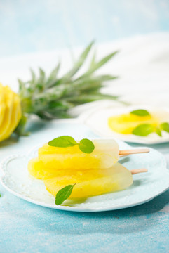 夏至菠蘿冰棍