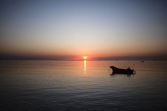 海濱日出