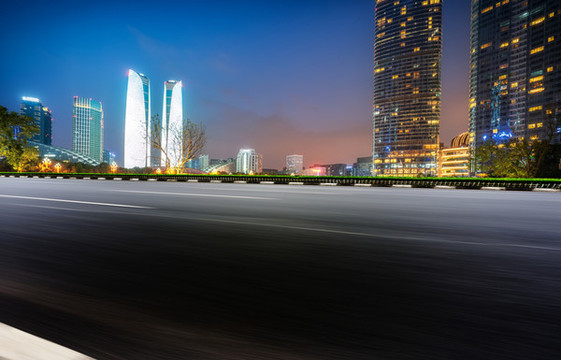 城市道路和城市夜景