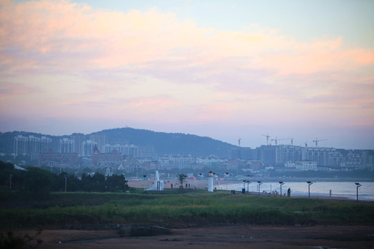 海濱晨色