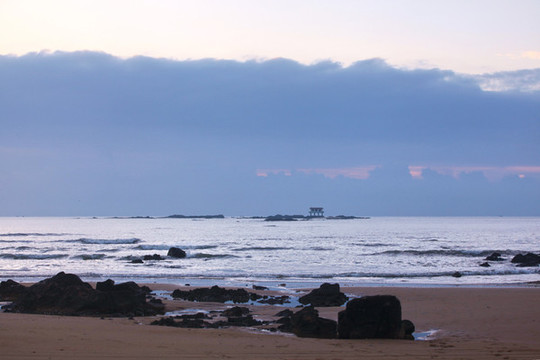 海濱晨色