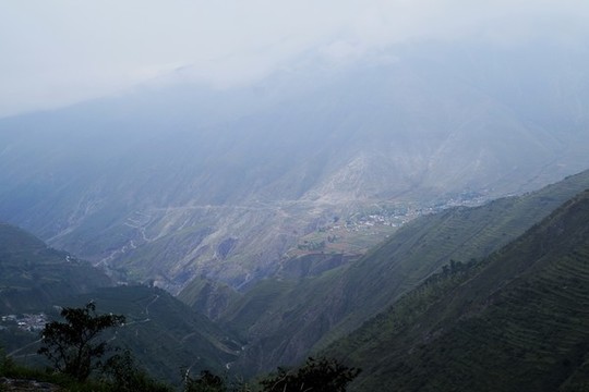 云霧山村
