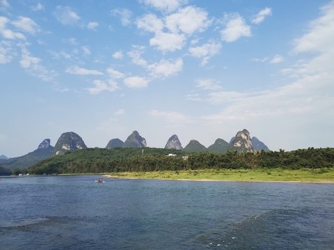 陽朔江景