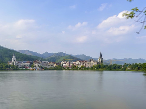 高明鷺湖