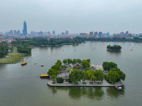 航拍濟南大明湖