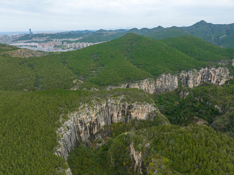 濟南藏龍澗