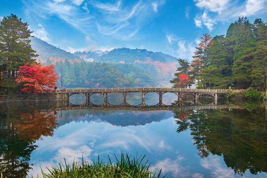 廬山如琴湖之秋