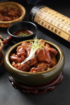 青巖古鎮(zhèn)鹵豬腳