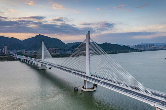 杭州市富陽(yáng)區(qū)富春江富陽(yáng)大橋