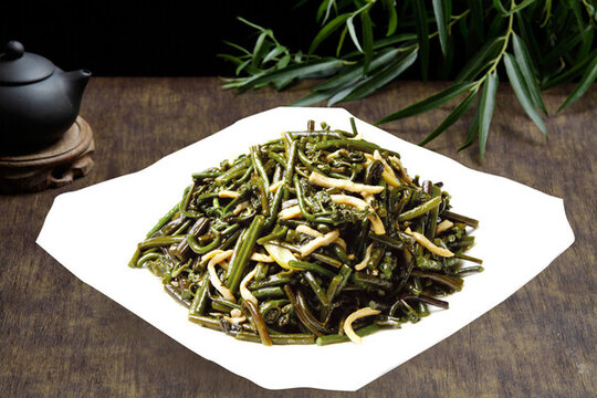 肉絲蕨菜