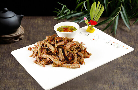 手撕驢肉