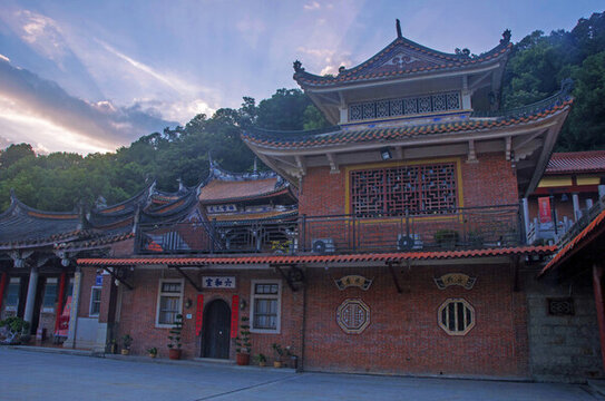 南安雪峰寺建筑一角