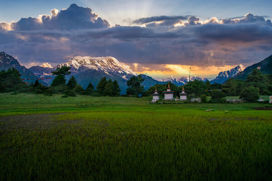 秘境夕照