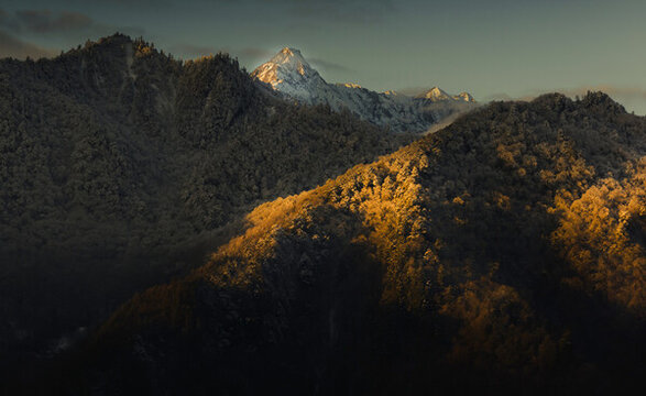 寶興群山