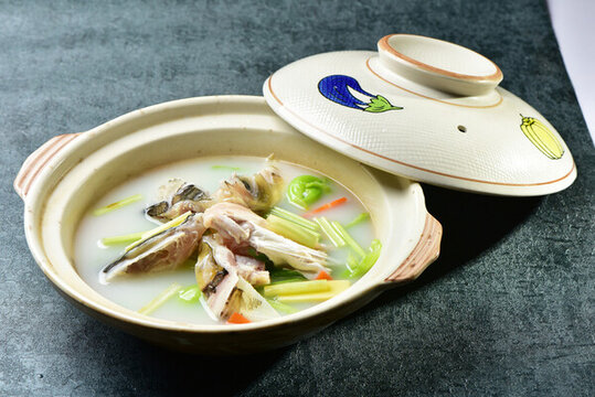 魚頭水東芥菜煲