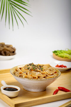 全麥?zhǔn)w麥面皮