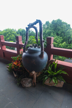 雕塑大茶壺