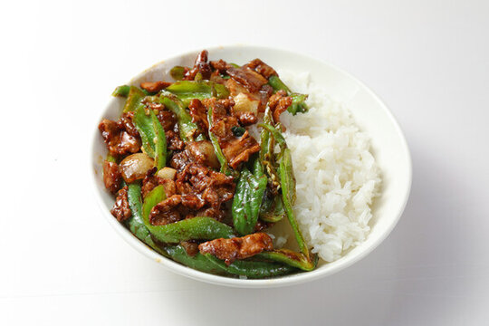 辣椒炒肉蓋碼飯