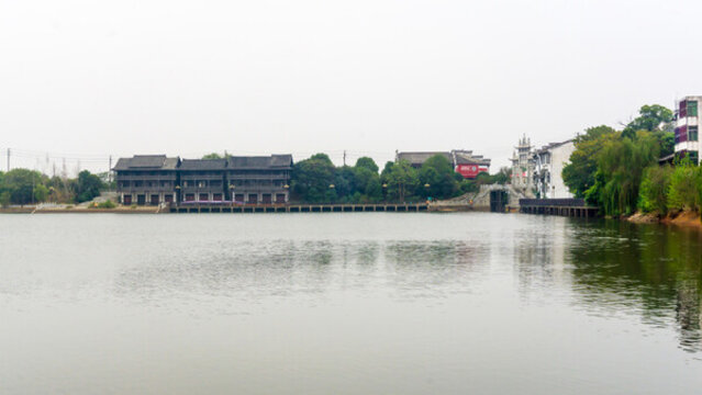 古鎮(zhèn)水景