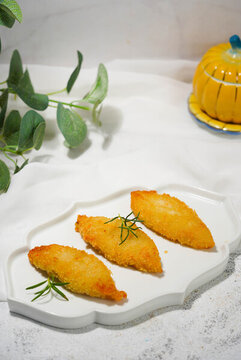 香煎鱈魚(yú)鱈魚(yú)餅