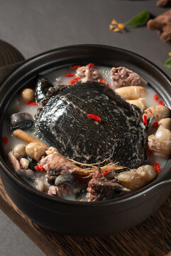 人參甲魚(yú)湯