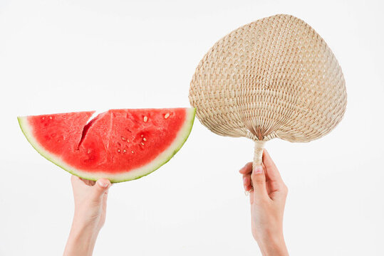 夏至夏日西瓜扇涼爽