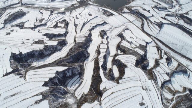 雪后的壽陽(yáng)梯田