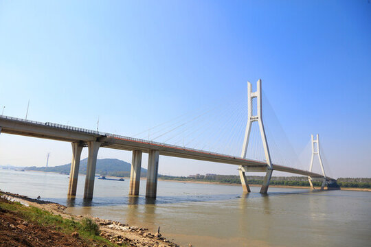 武漢軍山長(zhǎng)江大橋