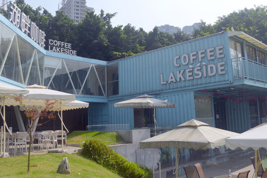成都東湖公園湖岸咖啡屋